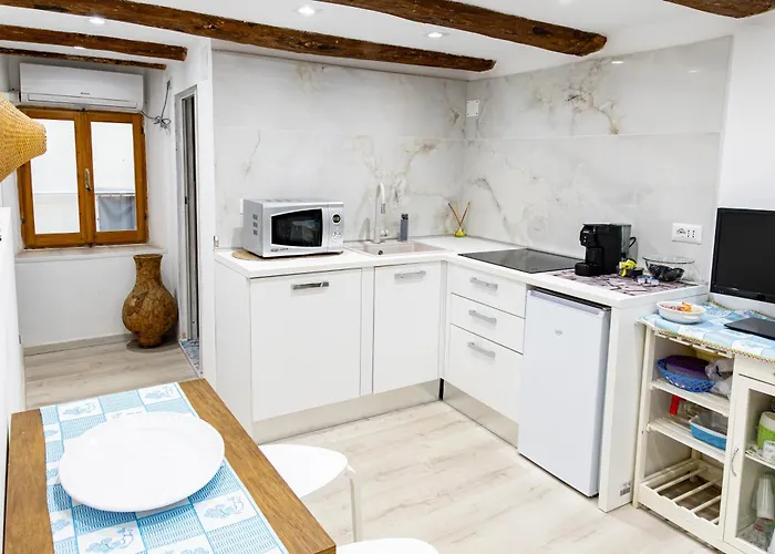 La Scogliera Appartement *